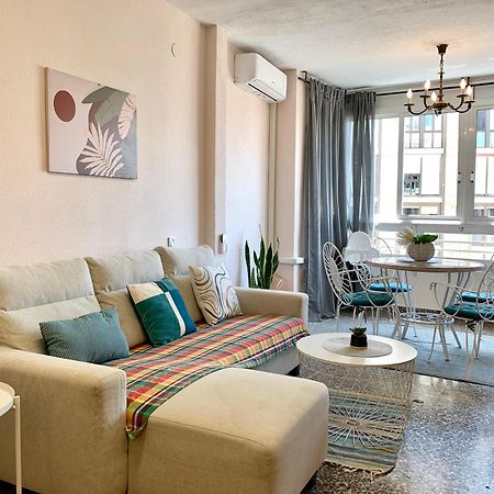 Centrally-Located, Spacious Flat At Historic Centre & Short Walk To Beach Alicante Dış mekan fotoğraf