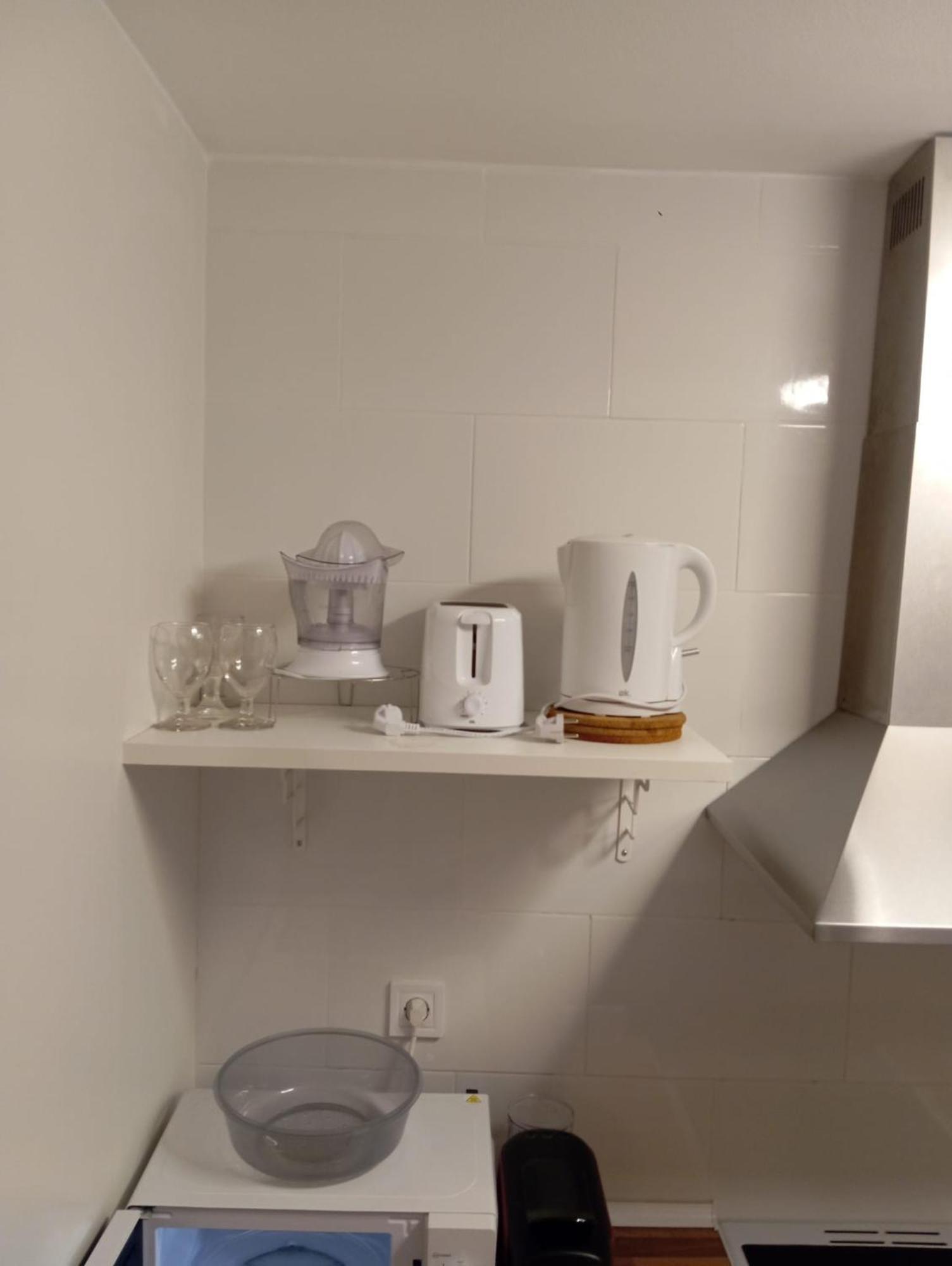 Centrally-Located, Spacious Flat At Historic Centre & Short Walk To Beach Alicante Dış mekan fotoğraf